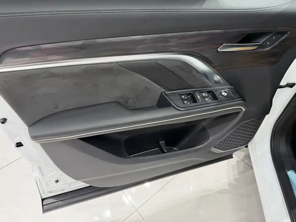 Haval H6 2022 — фото 11