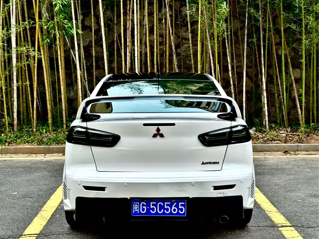 Mitsubishi Lancer EX 2017 — фото 9