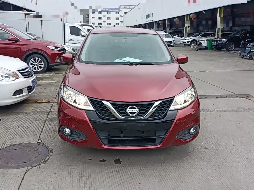 Nissan Tiida 2016 — фото 3