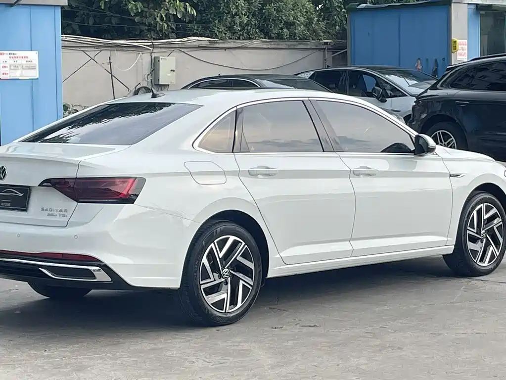 Volkswagen Sagitar 2023