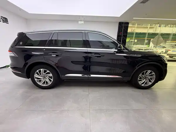 Lincoln Aviator 2021