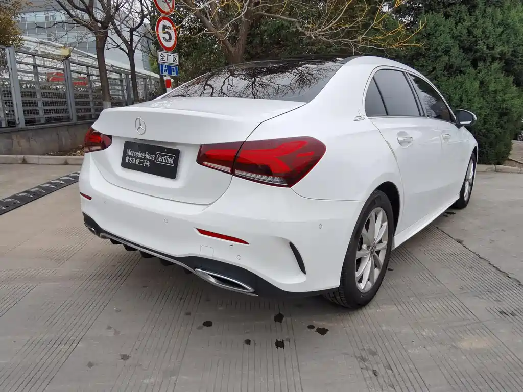 Mercedes-Benz A-Class 2021 — фото 3