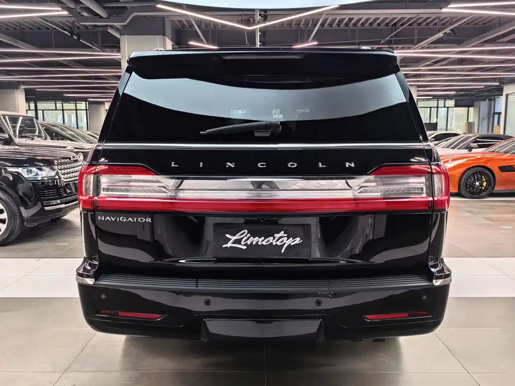 Lincoln Navigator 2021 — фото 5