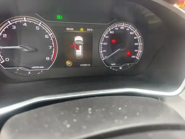 Geely Binyue 2021