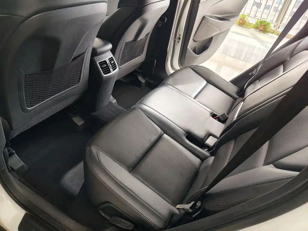 Hyundai Tucson 2017 — фото 9