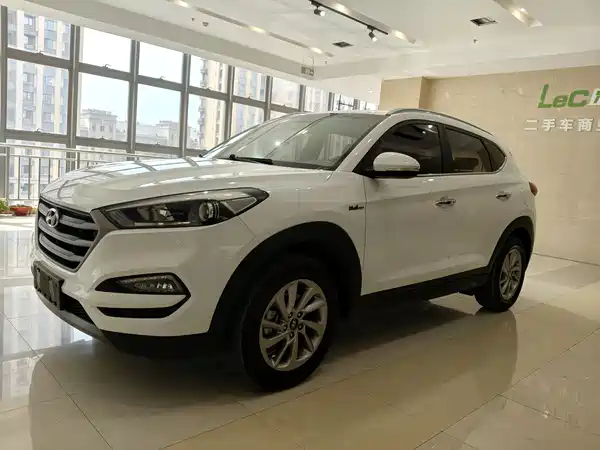 Hyundai Tucson 2015