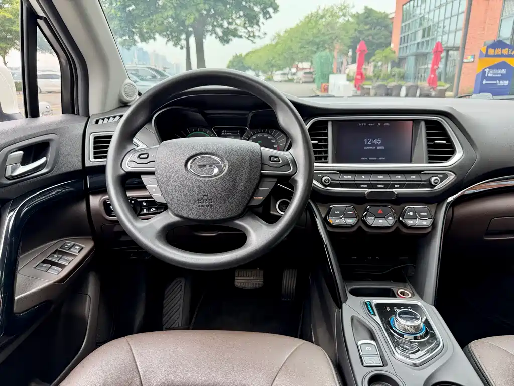 GAC Trumpchi GS4 New Energy 2019 — фото 11