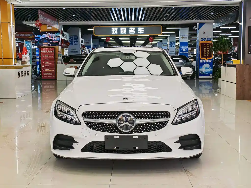 Mercedes-Benz C-Class 2020 — фото 2
