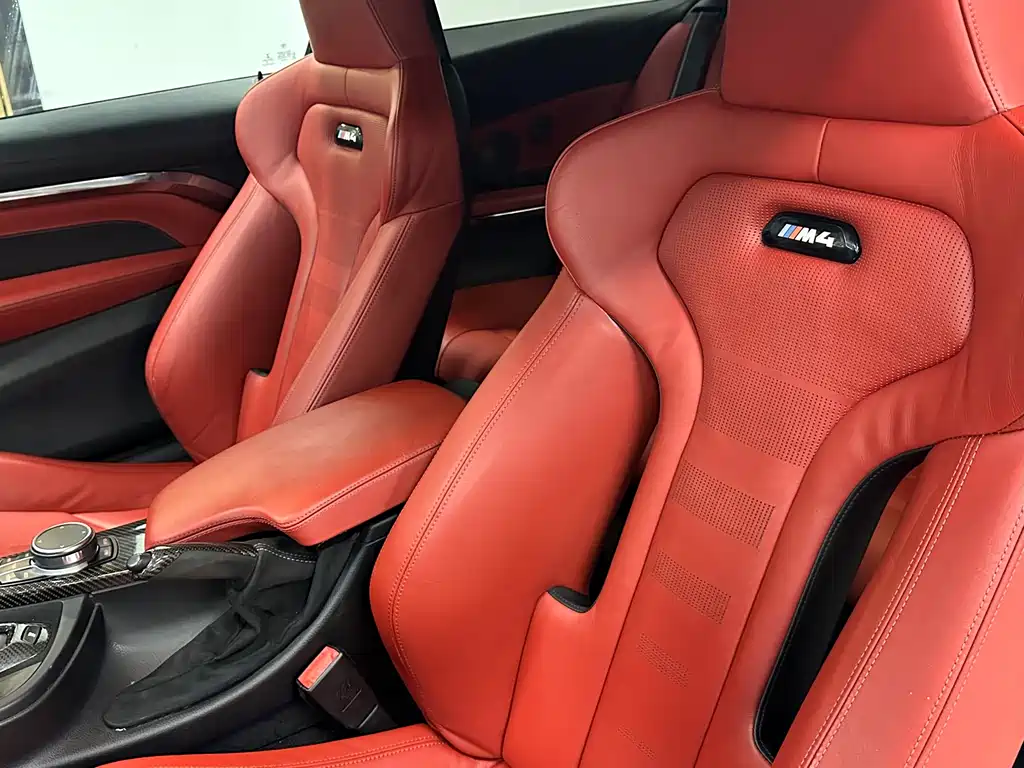 BMW M4 2018 — фото 9