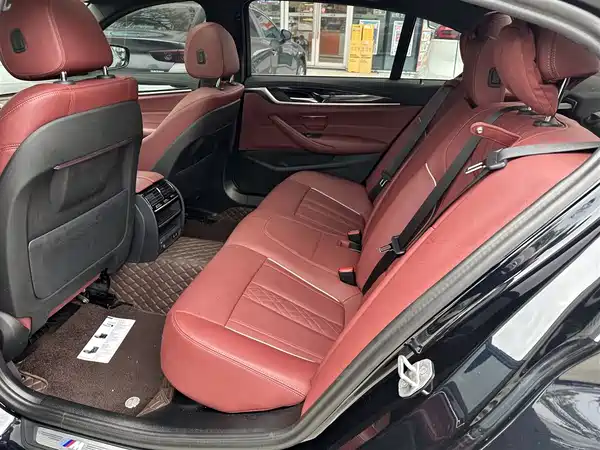 BMW 5 Series 2023