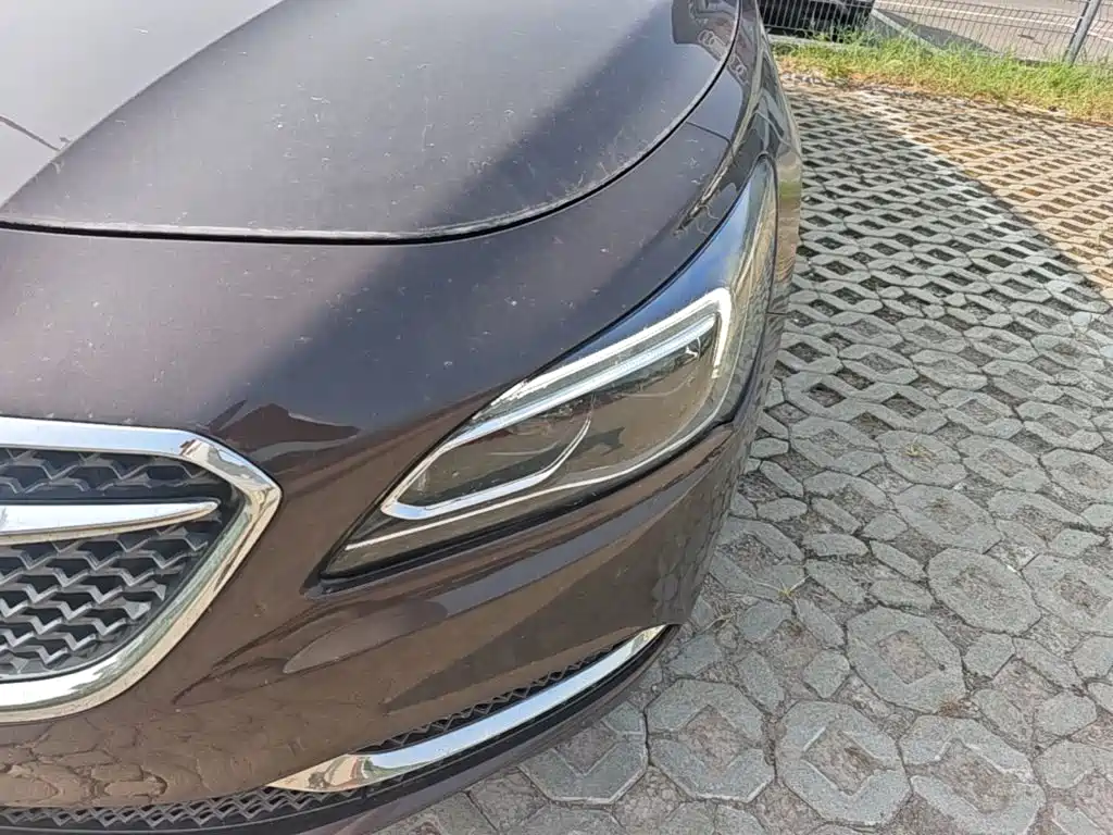 Buick LaCrosse 2018 — фото 24
