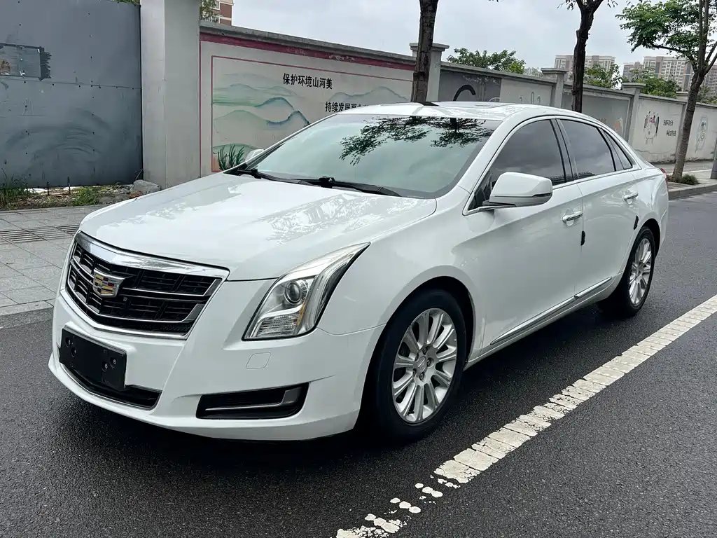 Cadillac XTS 2016