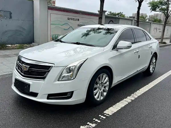 Cadillac XTS 2016