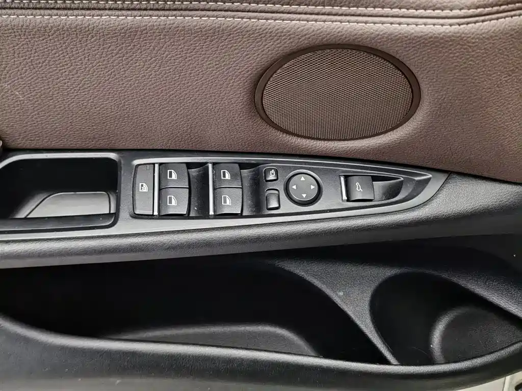BMW X5 2015 — фото 9