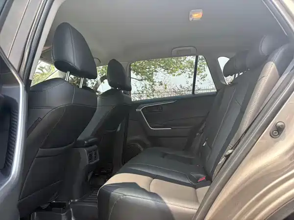 Toyota RAV4 2022