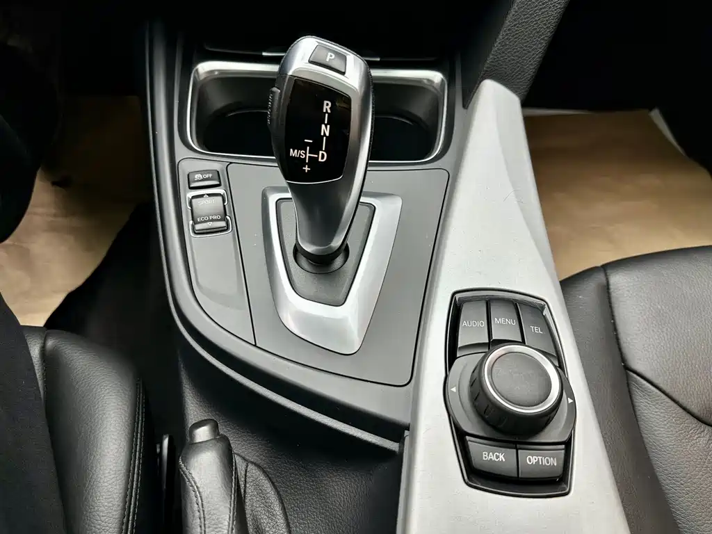 BMW 3 Series 2013 — фото 11