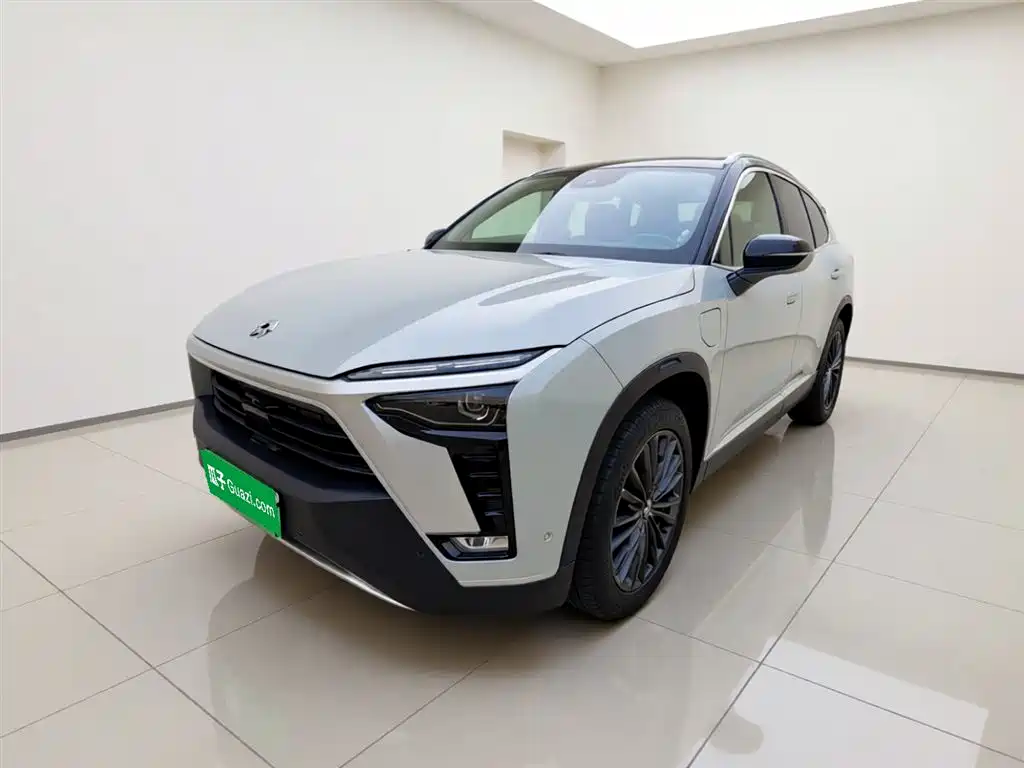NIO ES8 2022