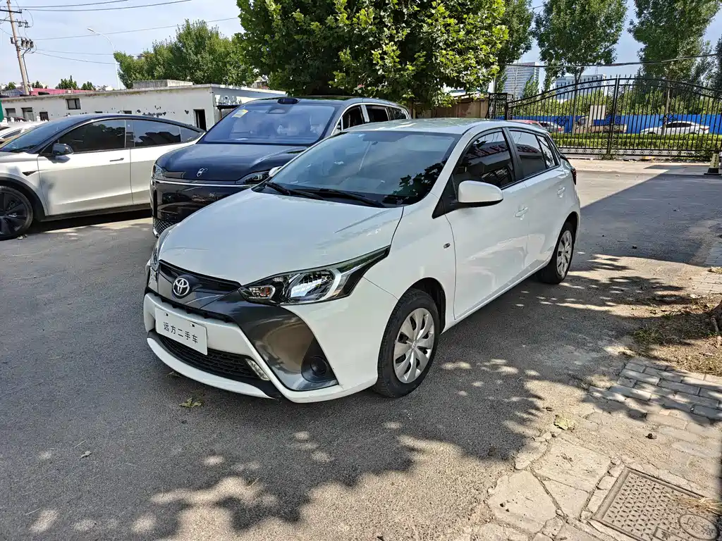 Toyota Yaris L 2020