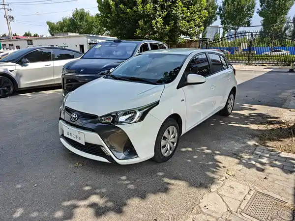 Toyota Yaris L 2020