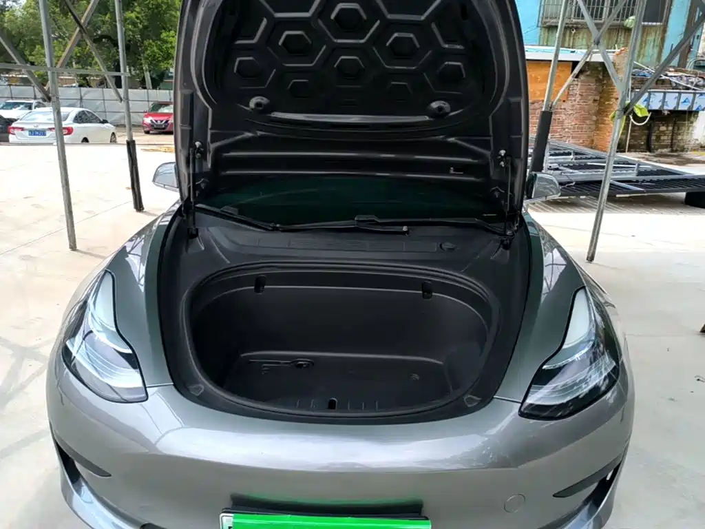 Tesla Model 3 2021 — фото 16