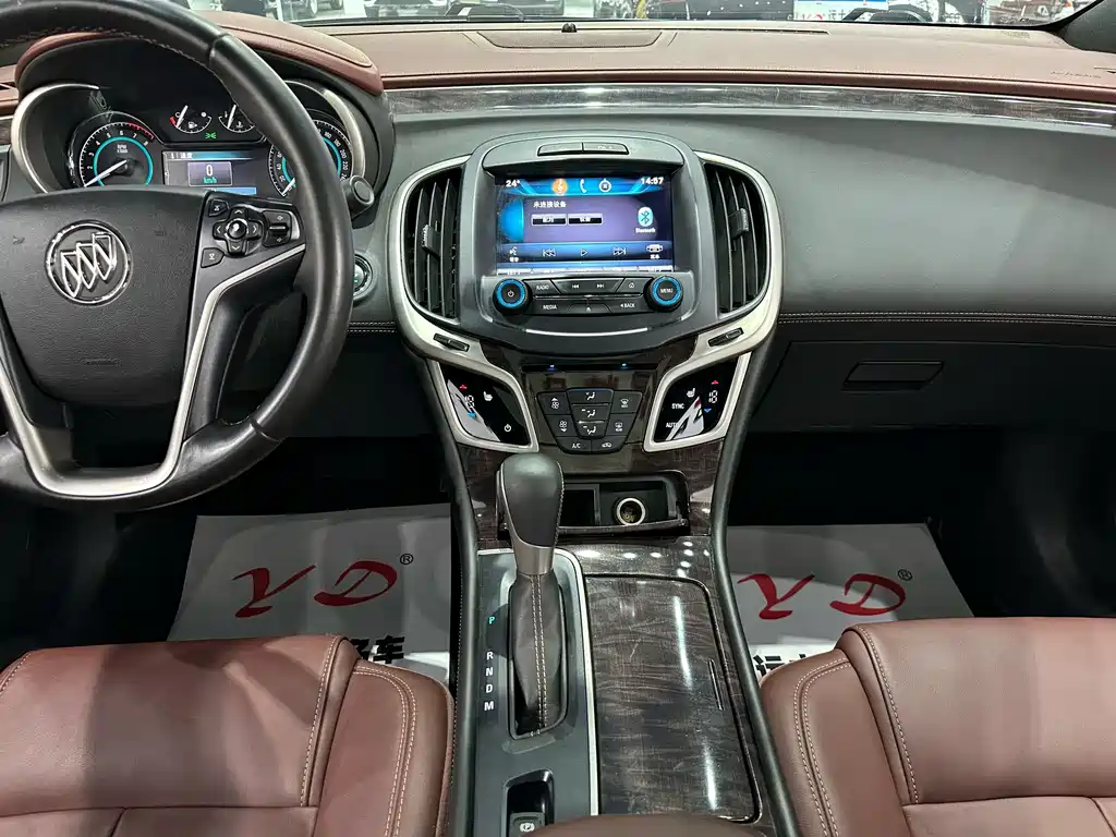 Buick LaCrosse 2016 — фото 10
