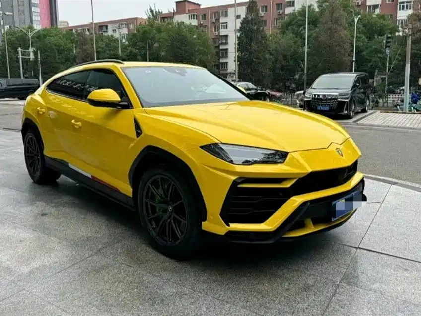 Lamborghini Urus 2019 — фото 2