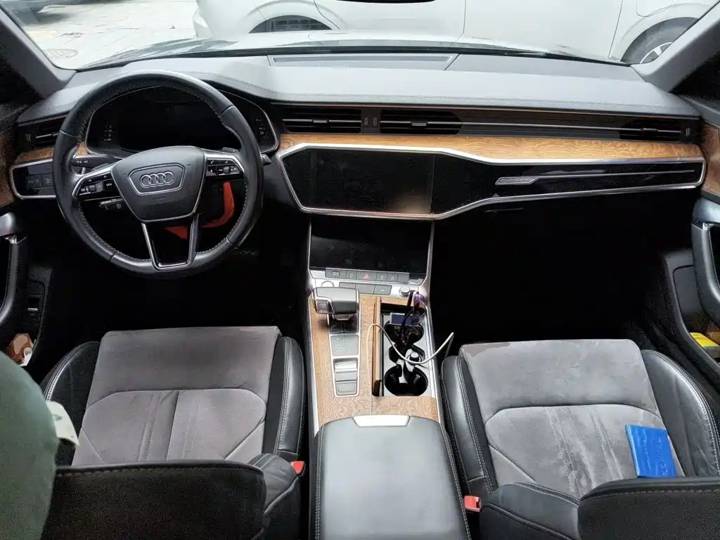 Audi A6L 2020 — фото 13