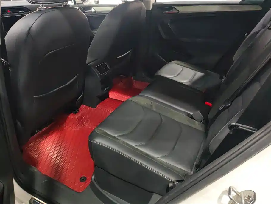 Volkswagen Tiguan L 2019 — фото 11