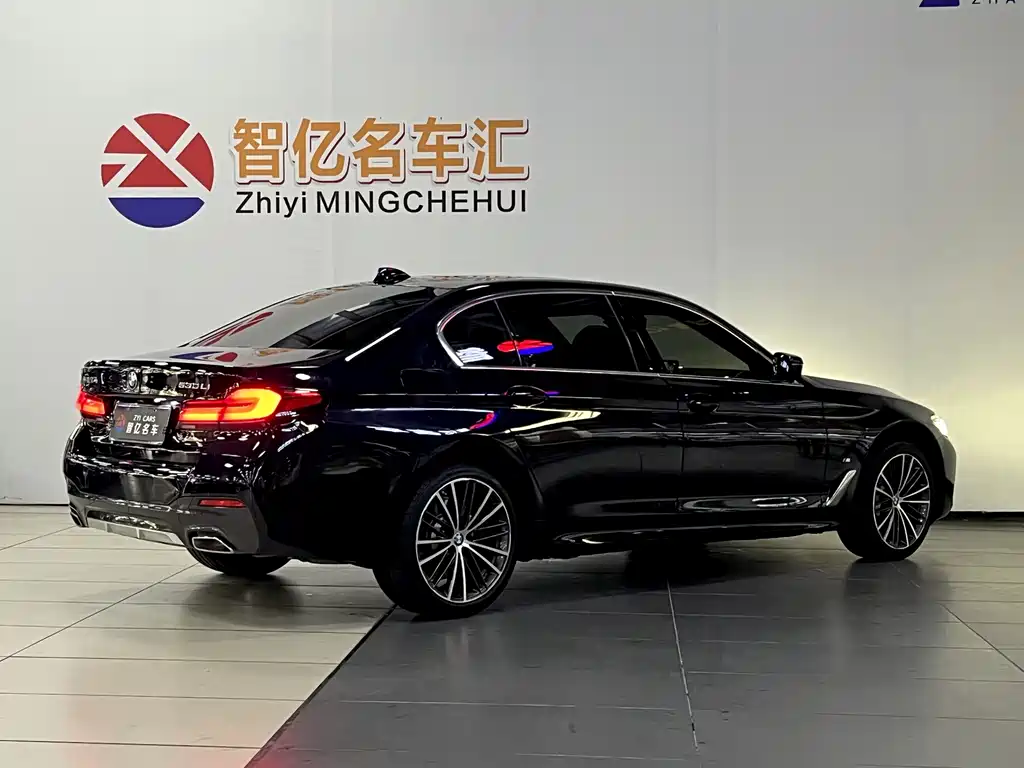 BMW 5 Series 2024