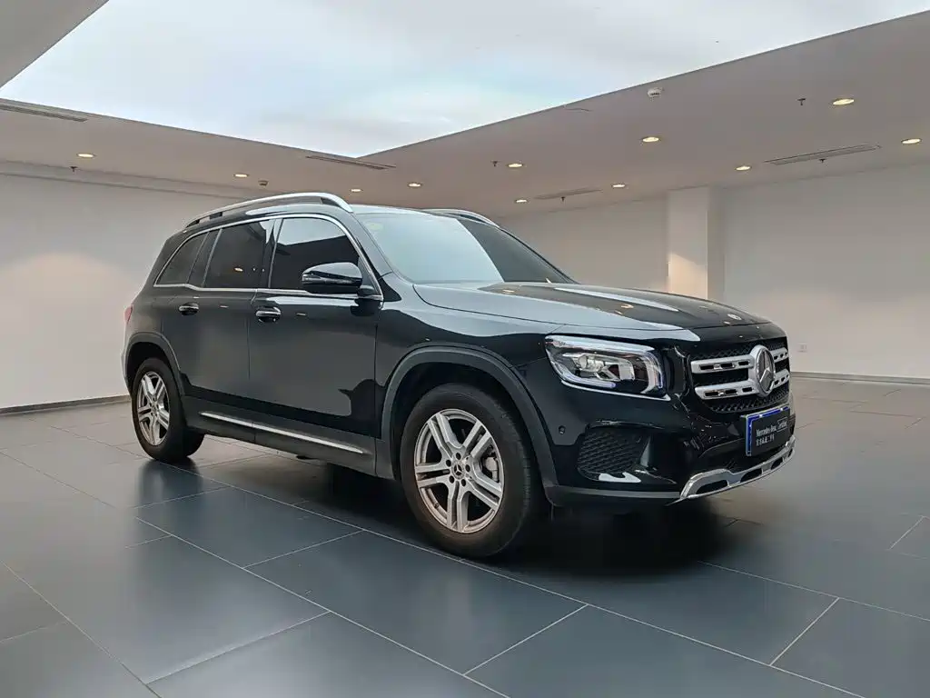 Mercedes-Benz GLB 2021 — фото 2