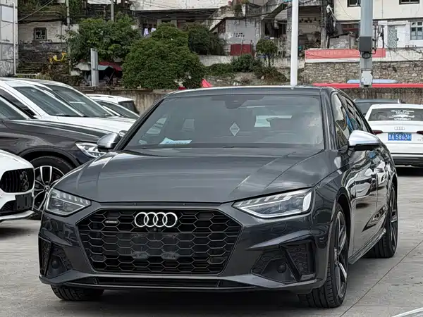 Audi A4L 2022