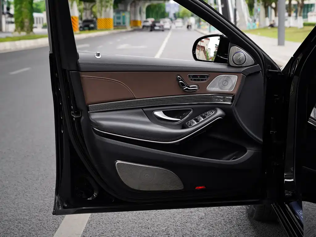 Mercedes-Benz Maybach S-Class 2019 — фото 16