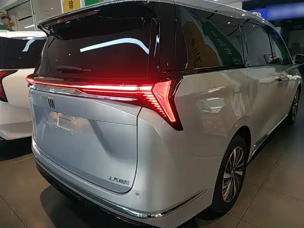 Buick GL8 New Energy 2025