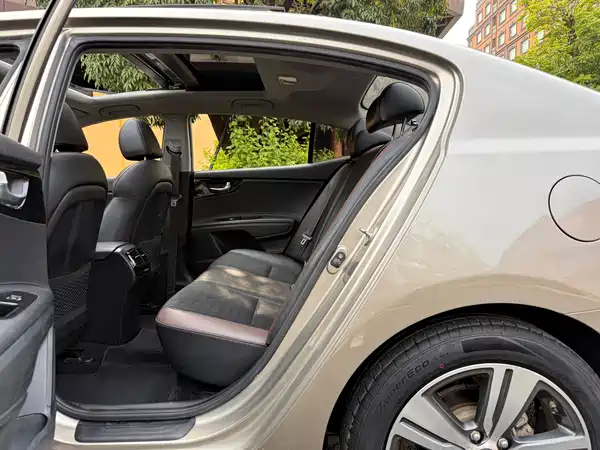 Kia K4 2018