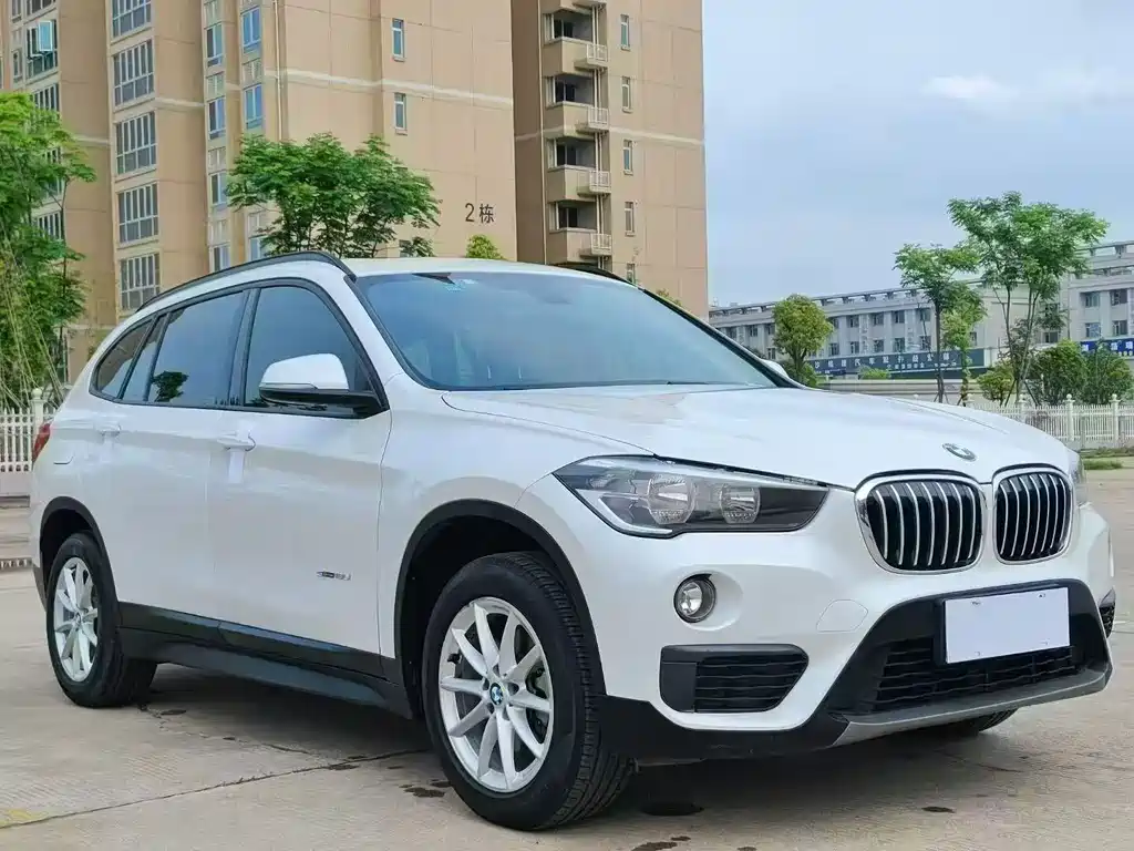BMW X1 2017 — фото 3