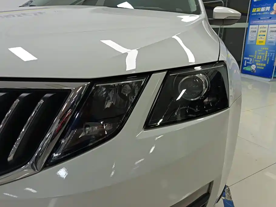 Skoda Octavia 2019 — фото 5