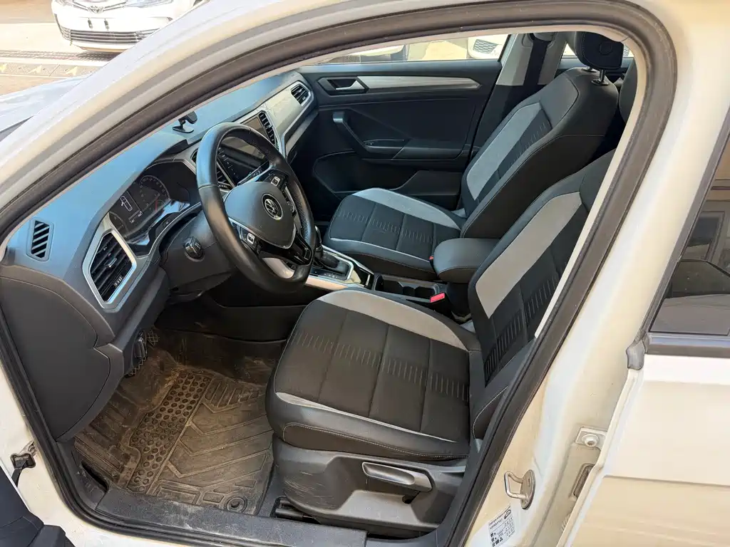 Volkswagen T-Roc 2022