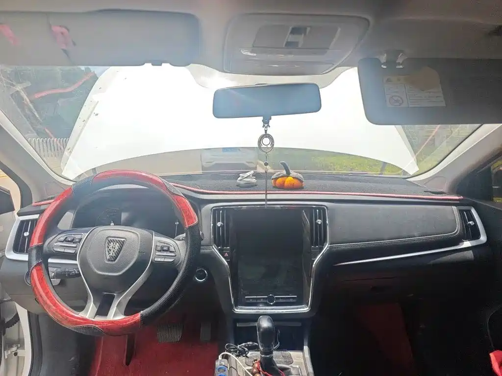 Roewe i6 Classic 2022 — фото 13
