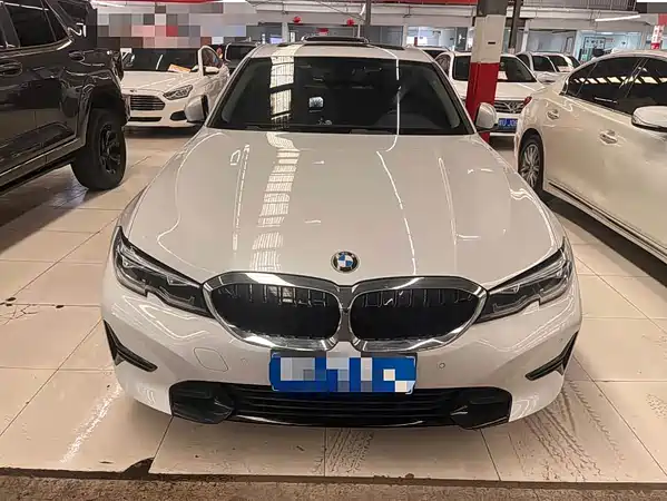 BMW 3 Series 2021