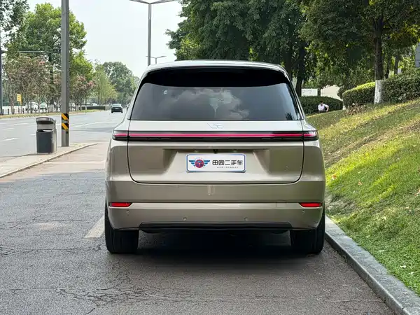 Li Auto L9 2022