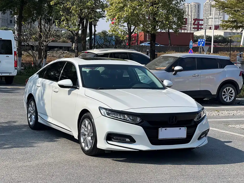 Honda Accord 2020 — фото 3