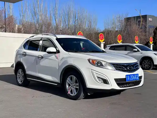 GAC Trumpchi GS5 2014