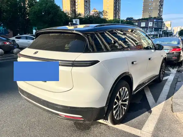 NIO ES6 2025