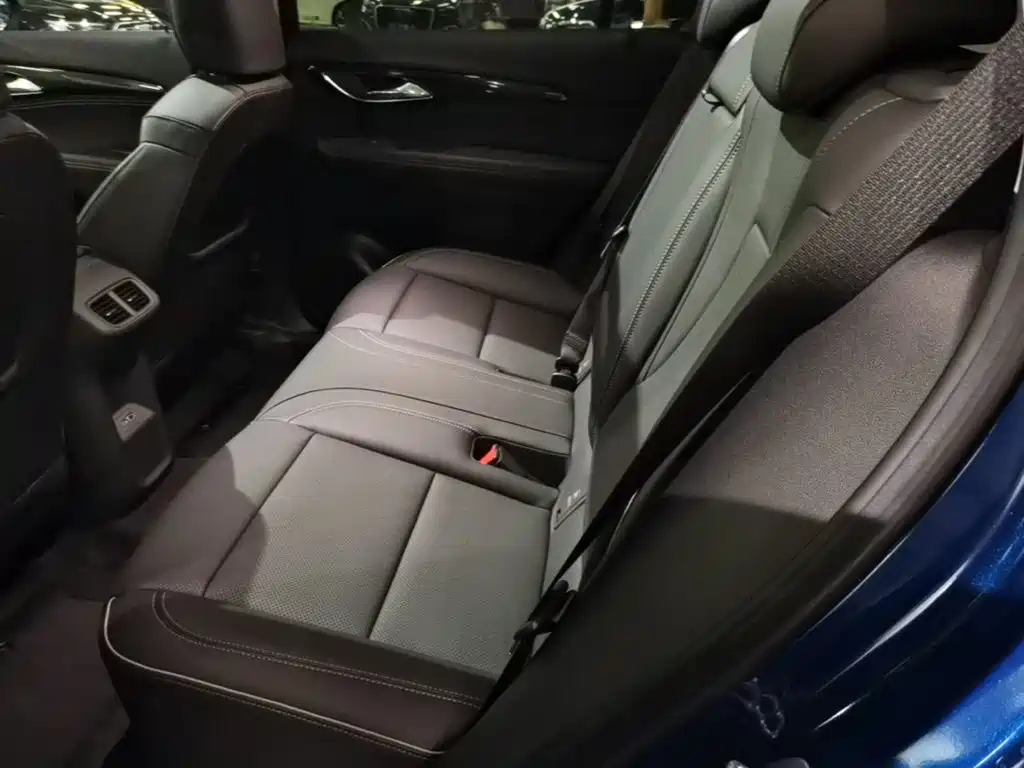 Buick Envision Plus 2023 — фото 17