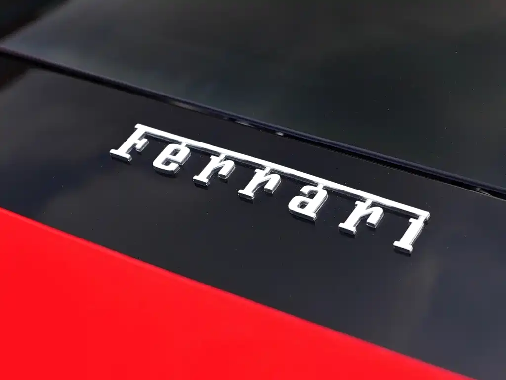 Ferrari F8 2022 — фото 16