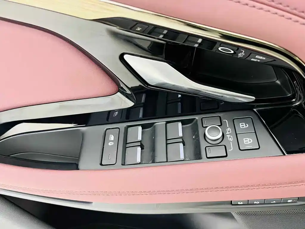 Land Rover Range Rover Evoque 2025 — фото 14
