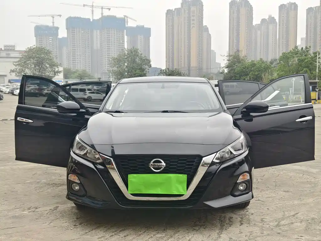 Nissan Teana 2022 — фото 12