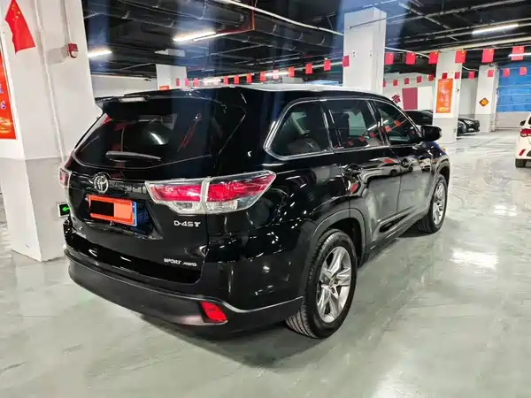 Toyota Highlander 2016