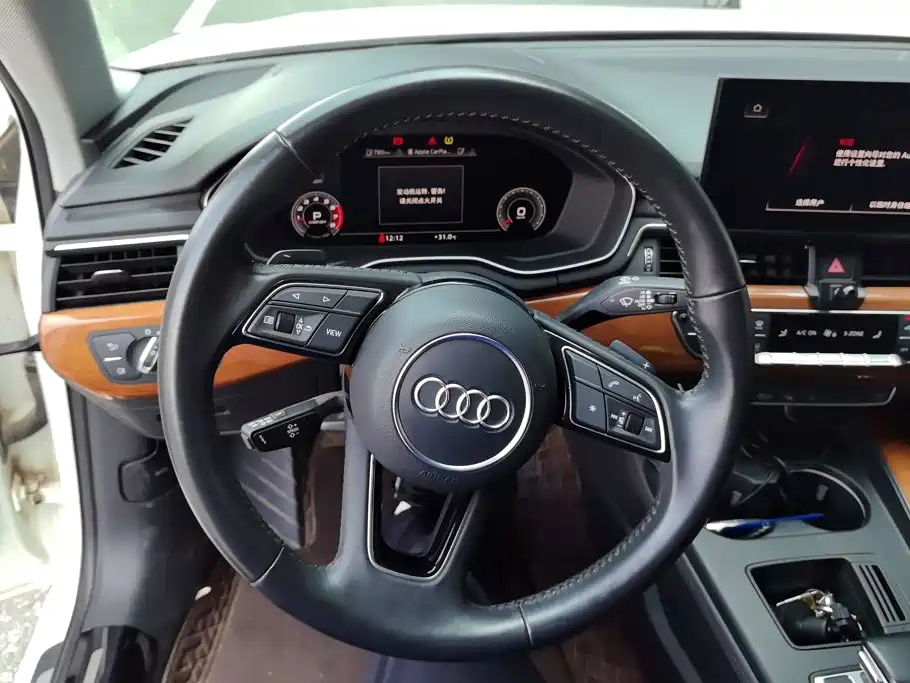 Audi A4L 2020 — фото 15