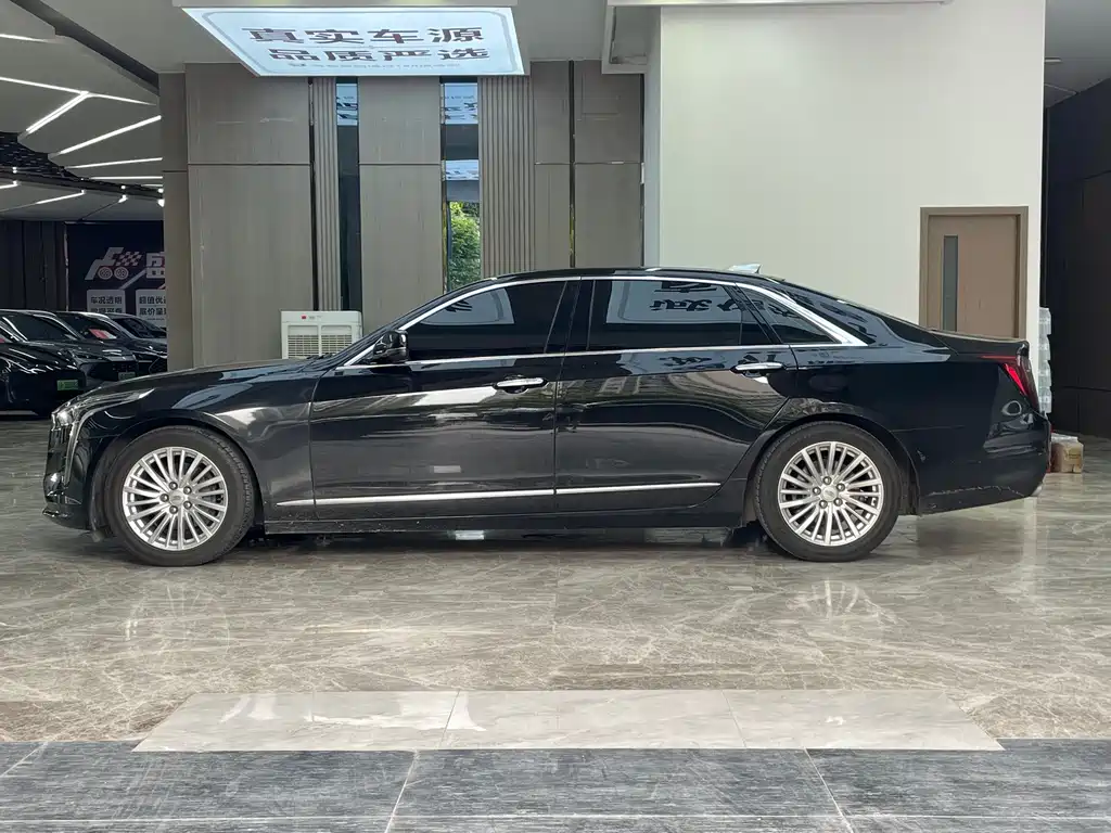 Cadillac CT6 2022 — фото 4